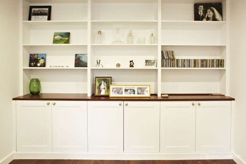 Fitted bookcase